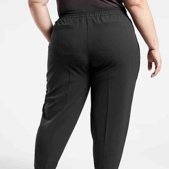 Athleta Endeavor Jogger size 6T Black - Picture 5 of 11